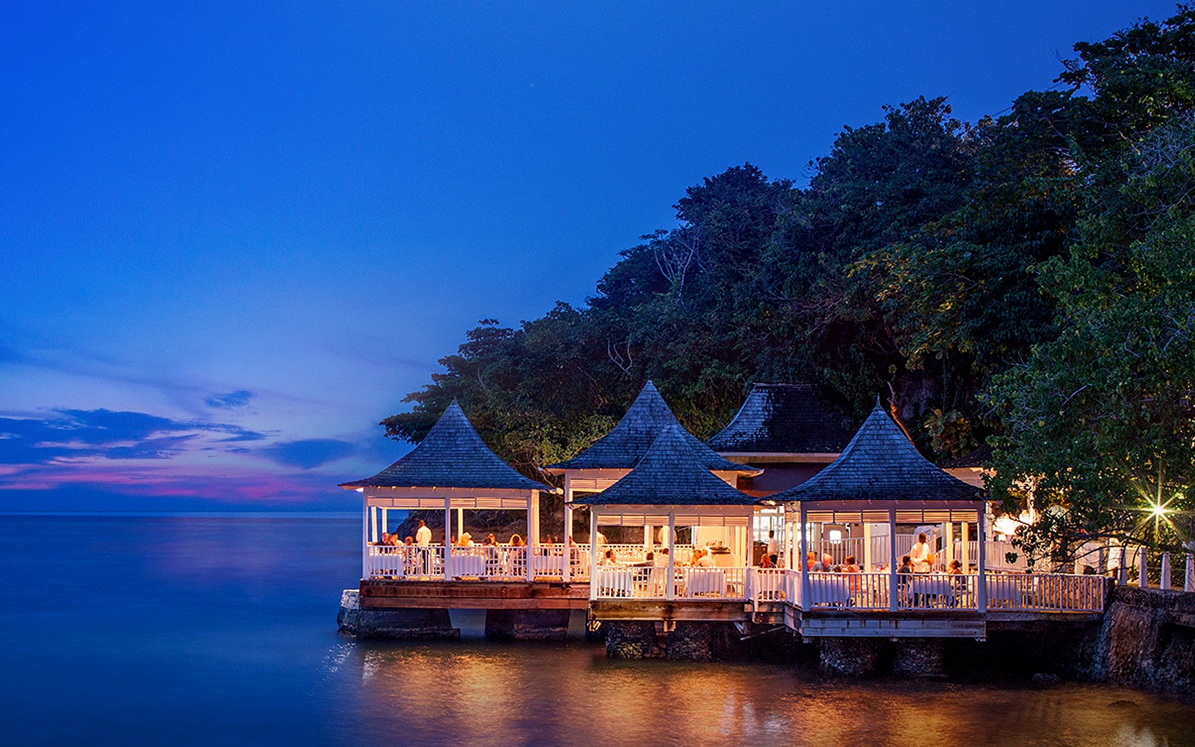 Bayside, Couples Tower Isle