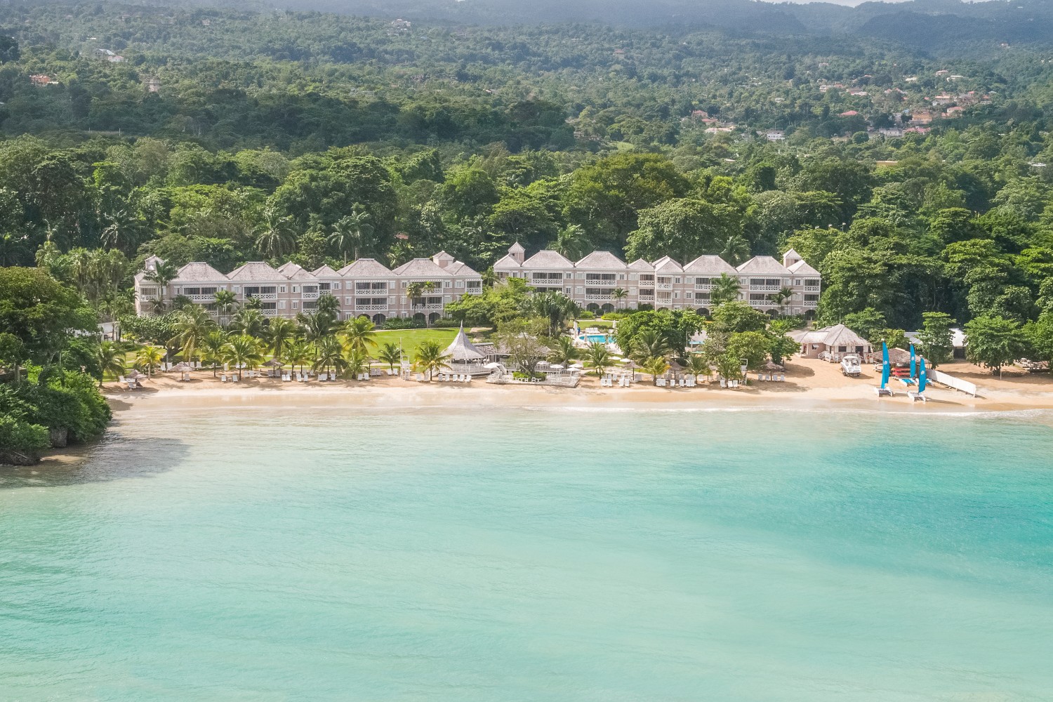 What are Couples Only Resorts?