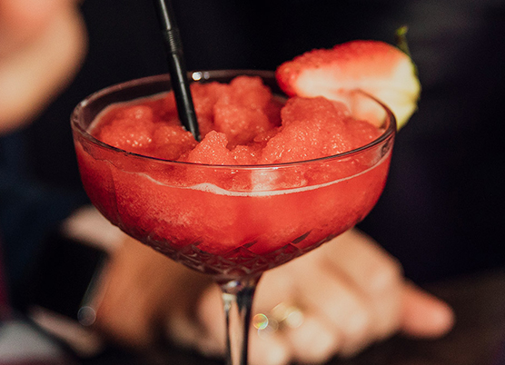 frozen strawberry cocktail drink