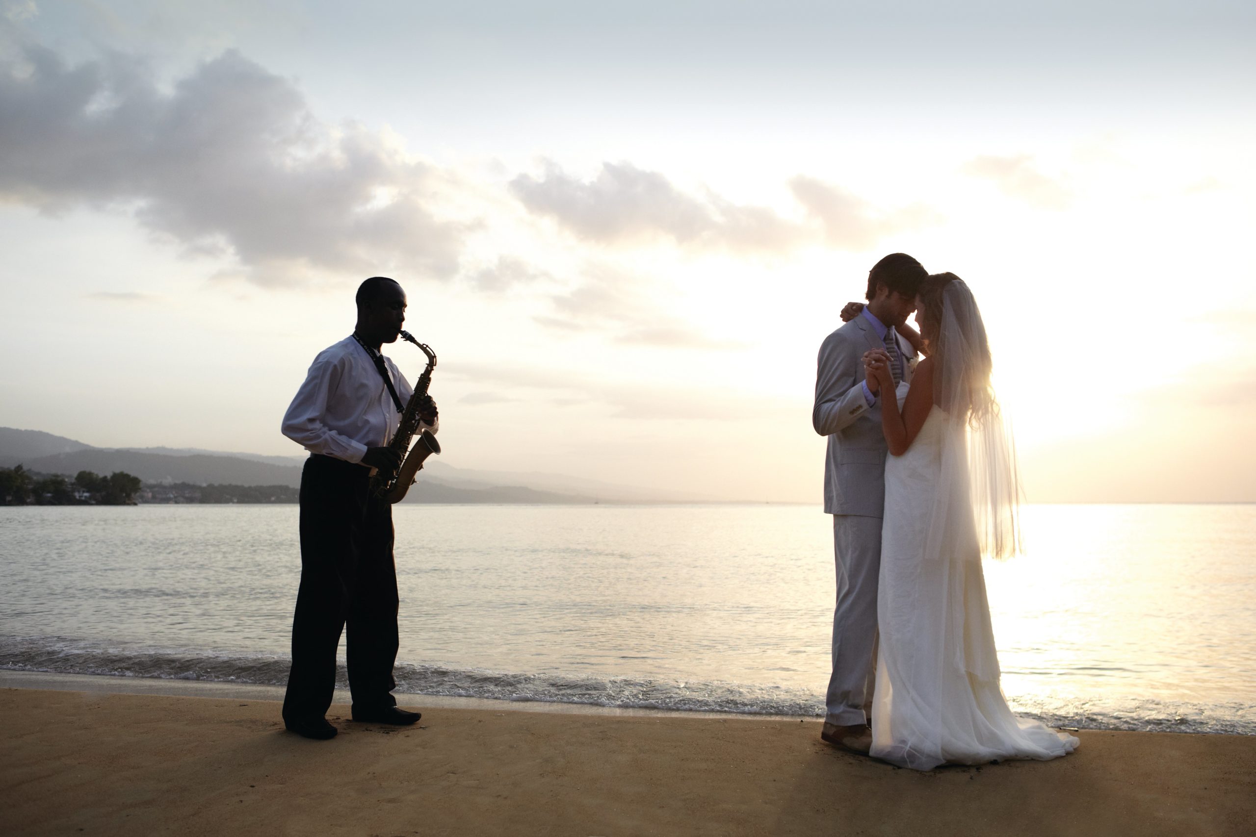 beach wedding, Couples sans souci,  Jamacia